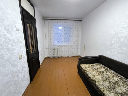 Продам двухкомнатную (2-комн.) квартиру, Краснококшайская ул, 174, Казань г