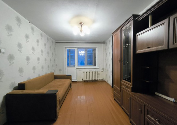 Продам двухкомнатную (2-комн.) квартиру, Краснококшайская ул, 174, Казань г