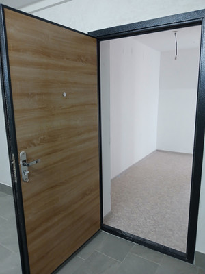 Продам трехкомнатную (3-комн.) квартиру, Лесопарковая ул, 43, Красноярск г