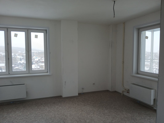 Продам трехкомнатную (3-комн.) квартиру, Лесопарковая ул, 43, Красноярск г