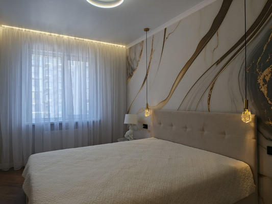 Продам двухкомнатную (2-комн.) квартиру, Маршала Жукова пр-кт, 18, Ростов-на-Дону г