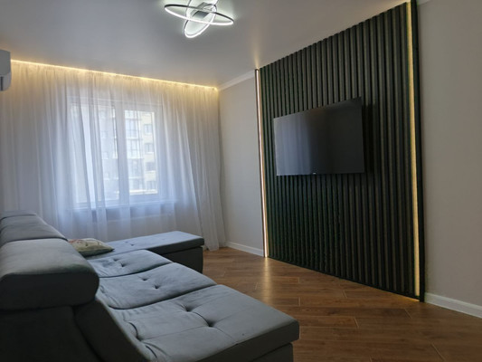 Продам двухкомнатную (2-комн.) квартиру, Маршала Жукова пр-кт, 18, Ростов-на-Дону г