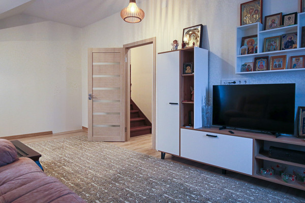 Сдам таунхаус, 2-ой Солнечный проезд, 7, Вартемяги д, 0 км от города