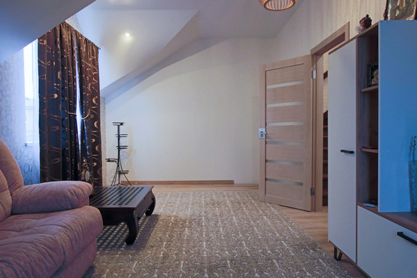 Сдам таунхаус, 2-ой Солнечный проезд, 7, Вартемяги д, 0 км от города