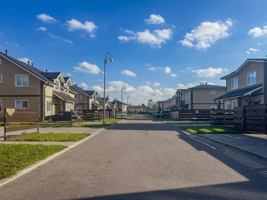 Сдам таунхаус, 2-ой Солнечный проезд, 7, Вартемяги д, 0 км от города
