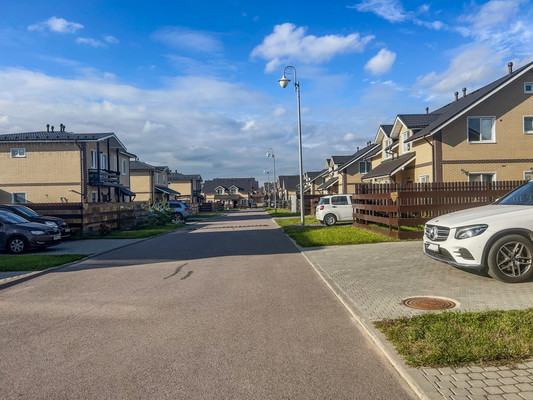 Сдам таунхаус, 2-ой Солнечный проезд, 7, Вартемяги д, 0 км от города