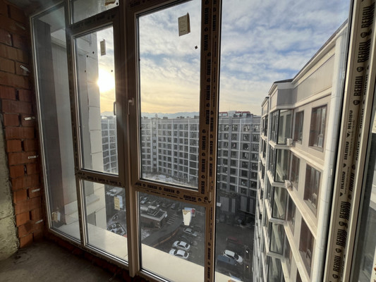 Продам трехкомнатную (3-комн.) квартиру, Тлостанова ул, 32, Нальчик г