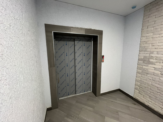 Продам трехкомнатную (3-комн.) квартиру, Тлостанова ул, 32, Нальчик г