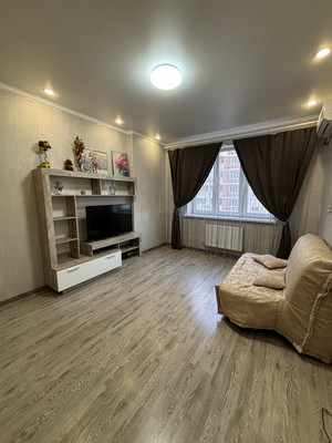 Продам однокомнатную (1-комн.) квартиру, Московская ул, 133к2, Краснодар г