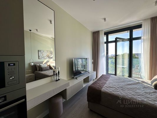 Продам однокомнатную (1-комн.) квартиру, Академика Челомея ул, 1, Москва г