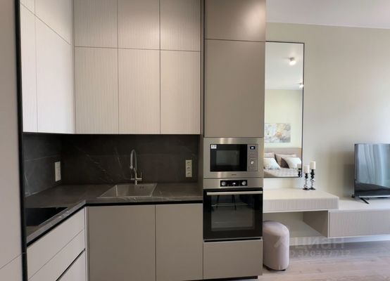 Продам однокомнатную (1-комн.) квартиру, Академика Челомея ул, 1, Москва г