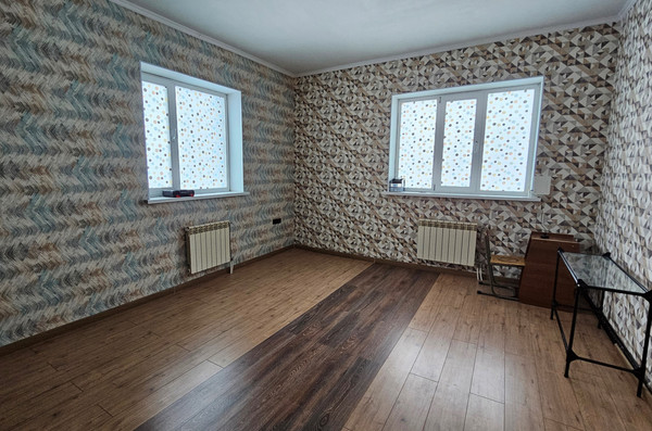 Продам таунхаус, Центральная ул, 49, Ханты-Мансийск г, 0 км от города