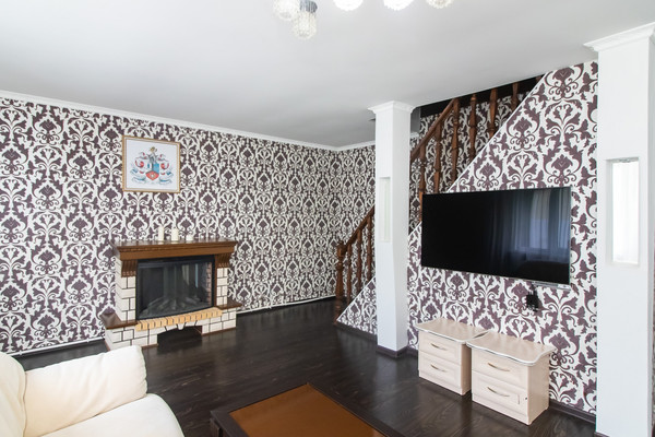 Продам коттедж, Кооперативная ул, 6а, Ханты-Мансийск г, 0 км от города