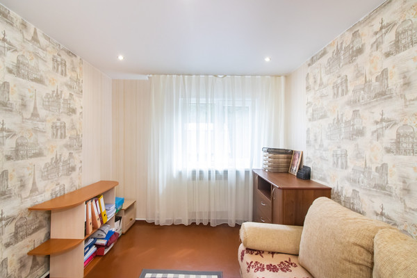 Продам коттедж, Кооперативная ул, 6а, Ханты-Мансийск г, 0 км от города