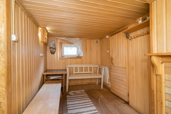 Продам коттедж, Кооперативная ул, 6а, Ханты-Мансийск г, 0 км от города