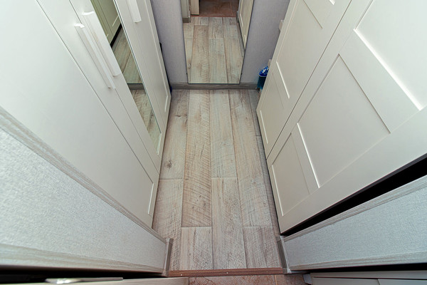 Продам двухкомнатную (2-комн.) квартиру, Объездная ул, 12, Ханты-Мансийск г