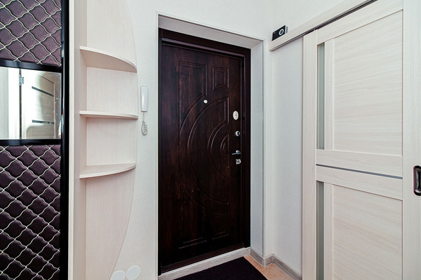 Продам двухкомнатную (2-комн.) квартиру, Объездная ул, 12, Ханты-Мансийск г