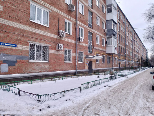 Продам трехкомнатную (3-комн.) квартиру, Вятская ул, 29А, Ростов-на-Дону г