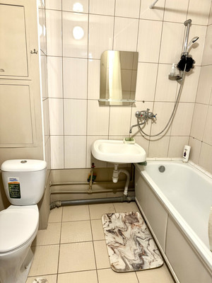 Продам двухкомнатную (2-комн.) квартиру, Московский пр-кт, 120, Воронеж г