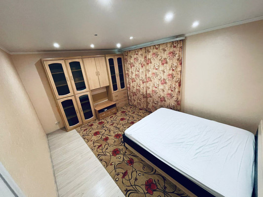 Продам однокомнатную (1-комн.) квартиру, Мира ул, 16, Верея г