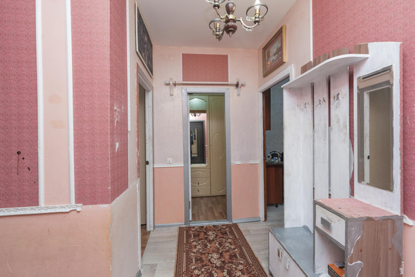 Продам двухкомнатную (2-комн.) квартиру, Радужная ул, 38, Култаево с