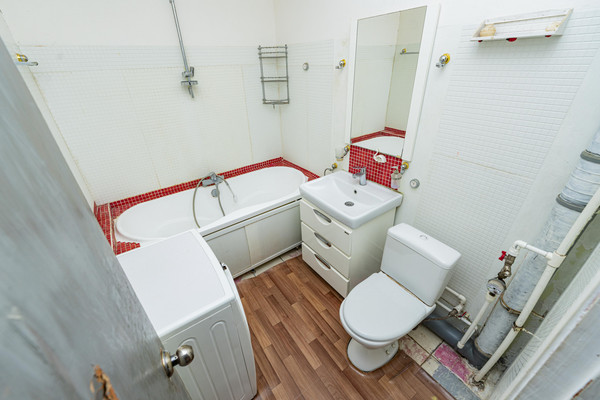 Продам двухкомнатную (2-комн.) квартиру, Радужная ул, 38, Култаево с