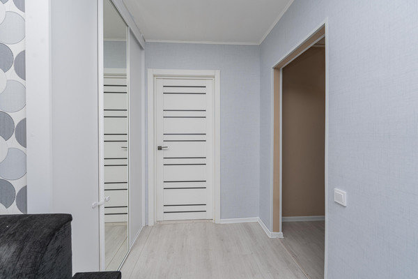 Продам двухкомнатную (2-комн.) квартиру, Крисанова ул, 67, Пермь г