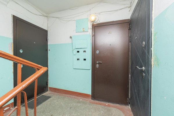 Продам двухкомнатную (2-комн.) квартиру, Крисанова ул, 67, Пермь г