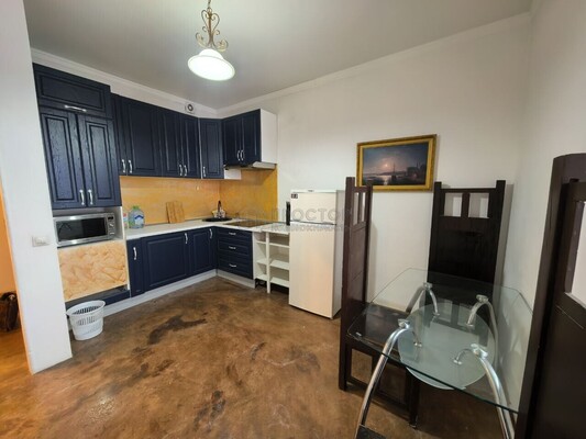 Продам трехкомнатную (3-комн.) квартиру, Варшавское ш, 168, Москва г