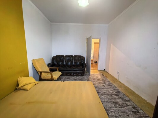 Продам трехкомнатную (3-комн.) квартиру, Варшавское ш, 168, Москва г