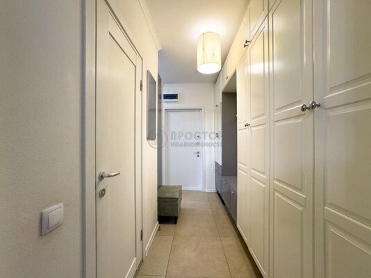 Продам многокомнатную квартиру, Варшавское ш, 141к8, Москва г