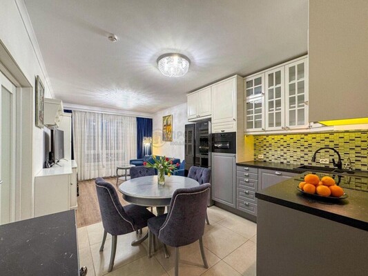 Продам многокомнатную квартиру, Варшавское ш, 141к8, Москва г