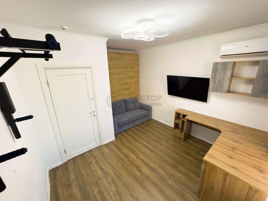 Продам многокомнатную квартиру, Варшавское ш, 141к8, Москва г