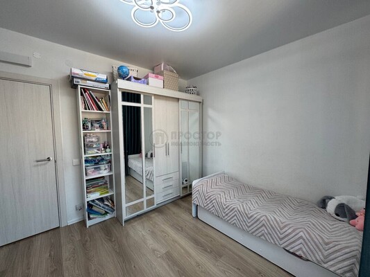 Продам двухкомнатную (2-комн.) квартиру, Люблинская ул, 74к3, Москва г