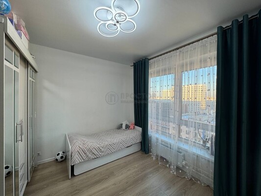 Продам двухкомнатную (2-комн.) квартиру, Люблинская ул, 74к3, Москва г