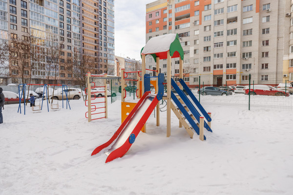 Продам однокомнатную (1-комн.) квартиру, Московский проезд, 42к2, Брянск г