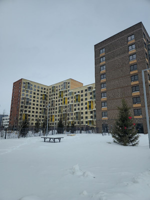 Продам двухкомнатную (2-комн.) квартиру, Новомосковская ул, 15, Москва г