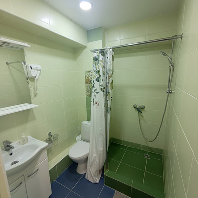 Продам однокомнатную (1-комн.) квартиру, Гагариной ул, 25/353, Утес п