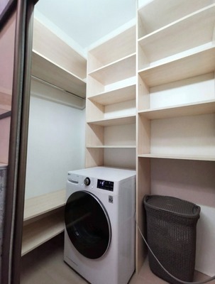 Продам однокомнатную (1-комн.) квартиру, В.Гакуна ул, 5, Калининград г