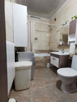 Продам однокомнатную (1-комн.) квартиру, В.Гакуна ул, 5, Калининград г