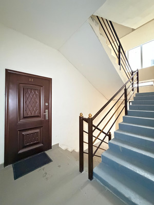 Продам двухкомнатную (2-комн.) квартиру, 20, Мир п