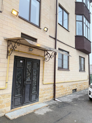 Продам двухкомнатную (2-комн.) квартиру, 20, Мир п