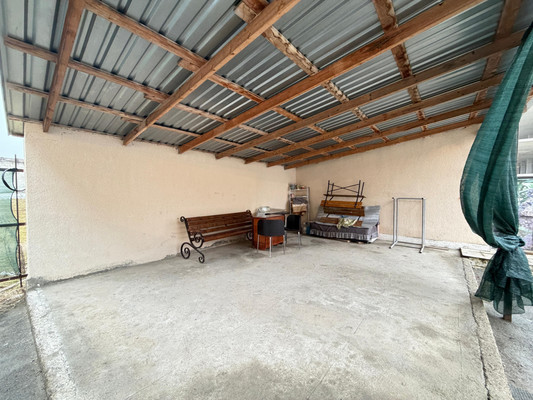 Продам двухкомнатную (2-комн.) квартиру, 20, Мир п