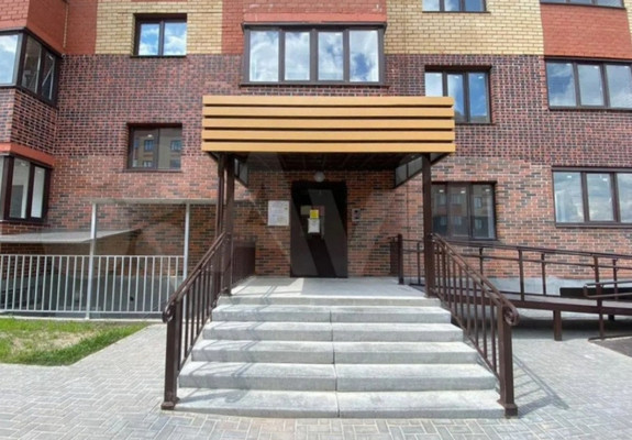 Продам однокомнатную (1-комн.) квартиру, Малиновая ул, 6, Рязань г