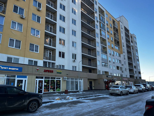 Продам двухкомнатную (2-комн.) квартиру, Парковая ул, 3, Молодежное пгт