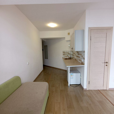 Продам однокомнатную (1-комн.) квартиру, Гагариной ул, 25/353, Утес п