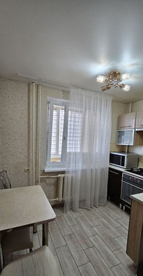 Продам трехкомнатную (3-комн.) квартиру, Тобольская ул, 31, Калининград г