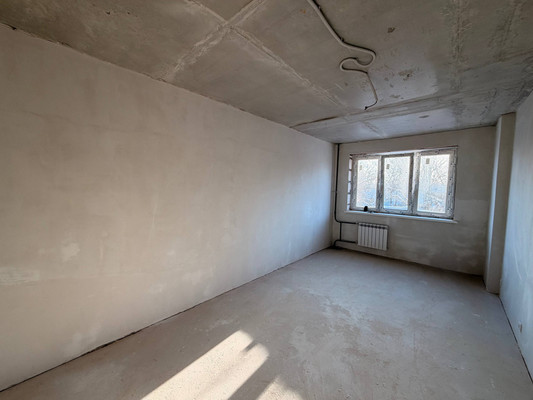 Продам трехкомнатную (3-комн.) квартиру, Горького ул, 10, Малино рп