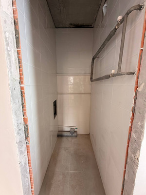 Продам трехкомнатную (3-комн.) квартиру, Горького ул, 10, Малино рп