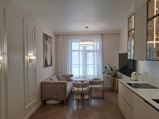 Продам двухкомнатную (2-комн.) квартиру, Архитектора Щусева ул, 4к2, Москва г